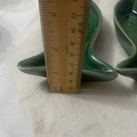 Elegant Green Fish-Shaped Ceramic Plates - Picture 5 of 6